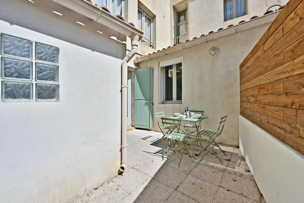 Ferienwohnung L'Olivier - 2 Terrasses - Clim Ac - Wifi - Proche Theatres Avignon 0*,