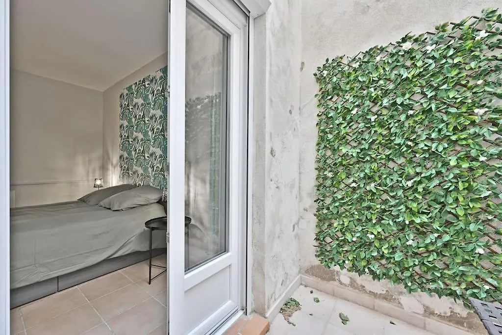 Ferienwohnung L'Olivier - 2 Terrasses - Clim Ac - Wifi - Proche Theatres Avignon Apartment